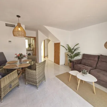 Casa Pintor By Theka Services דירה